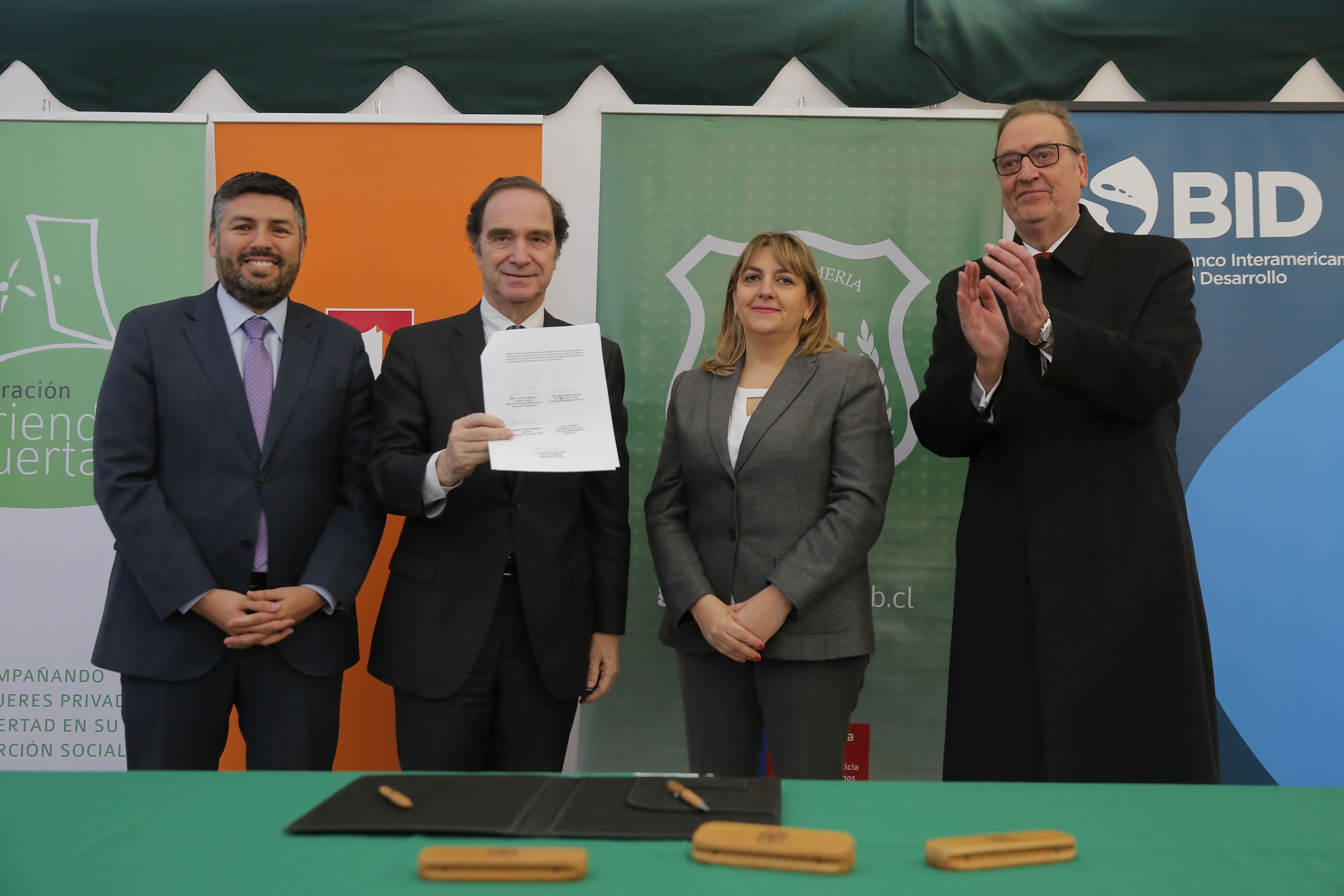 42085016074_69cd75eb8d_o